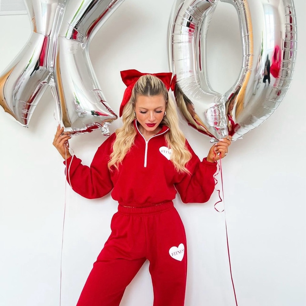Suzie B Fitness Sweat Outfit Perfect for Valentine's Day!